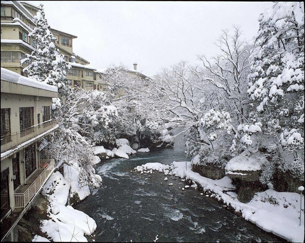 Yamanaka Onsen Shirasagiyu Tawaraya Hotel Kaga  Bagian luar foto