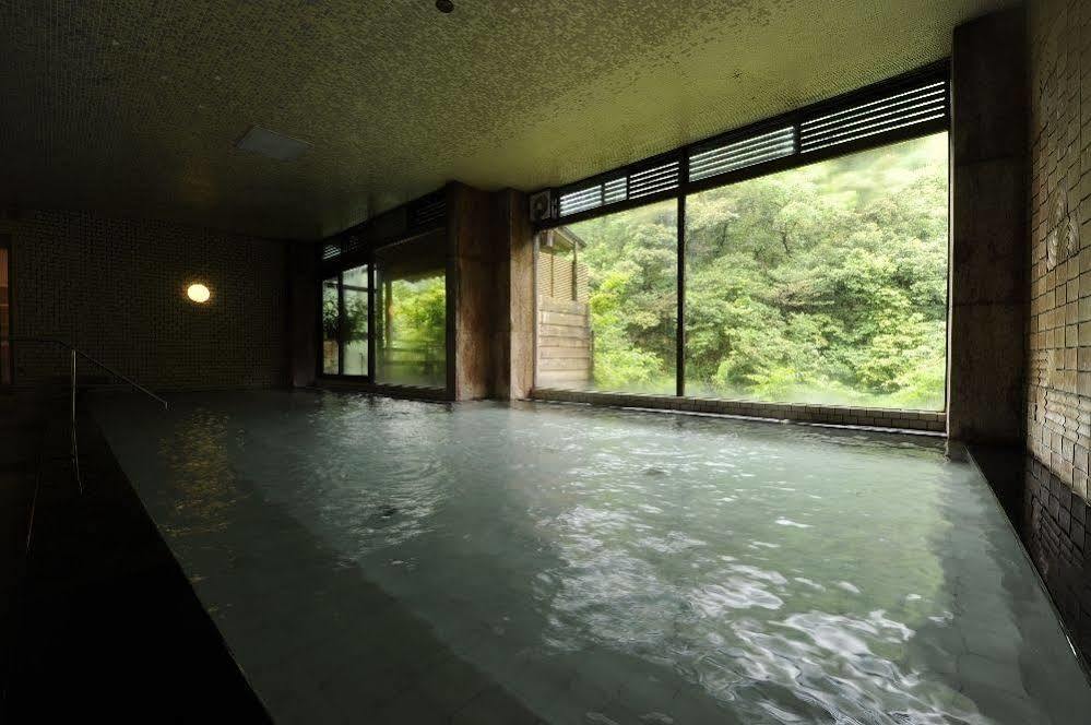 Yamanaka Onsen Shirasagiyu Tawaraya Hotel Kaga  Bagian luar foto