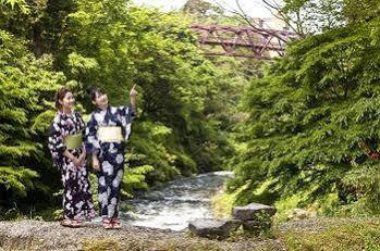 Yamanaka Onsen Shirasagiyu Tawaraya Hotel Kaga  Bagian luar foto